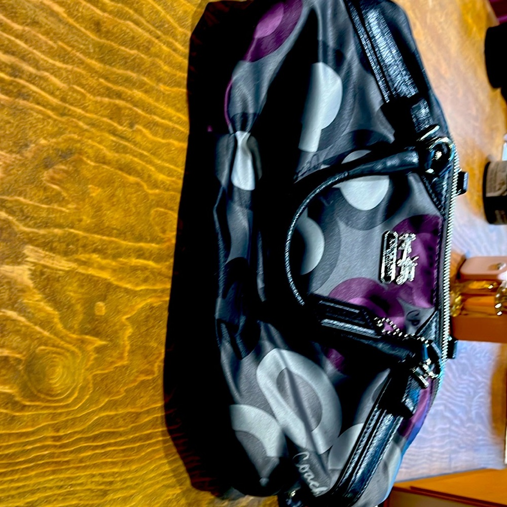 Coach Bag very good condition.